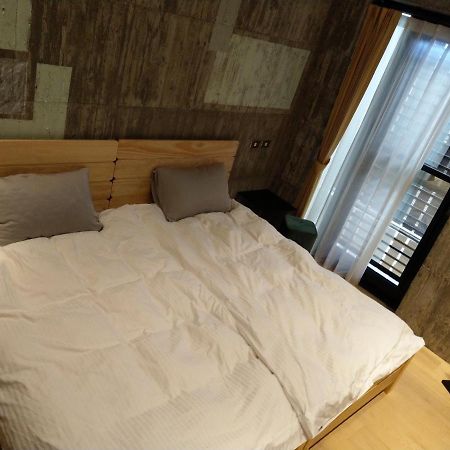 350 Lodge Taitung Bagian luar foto