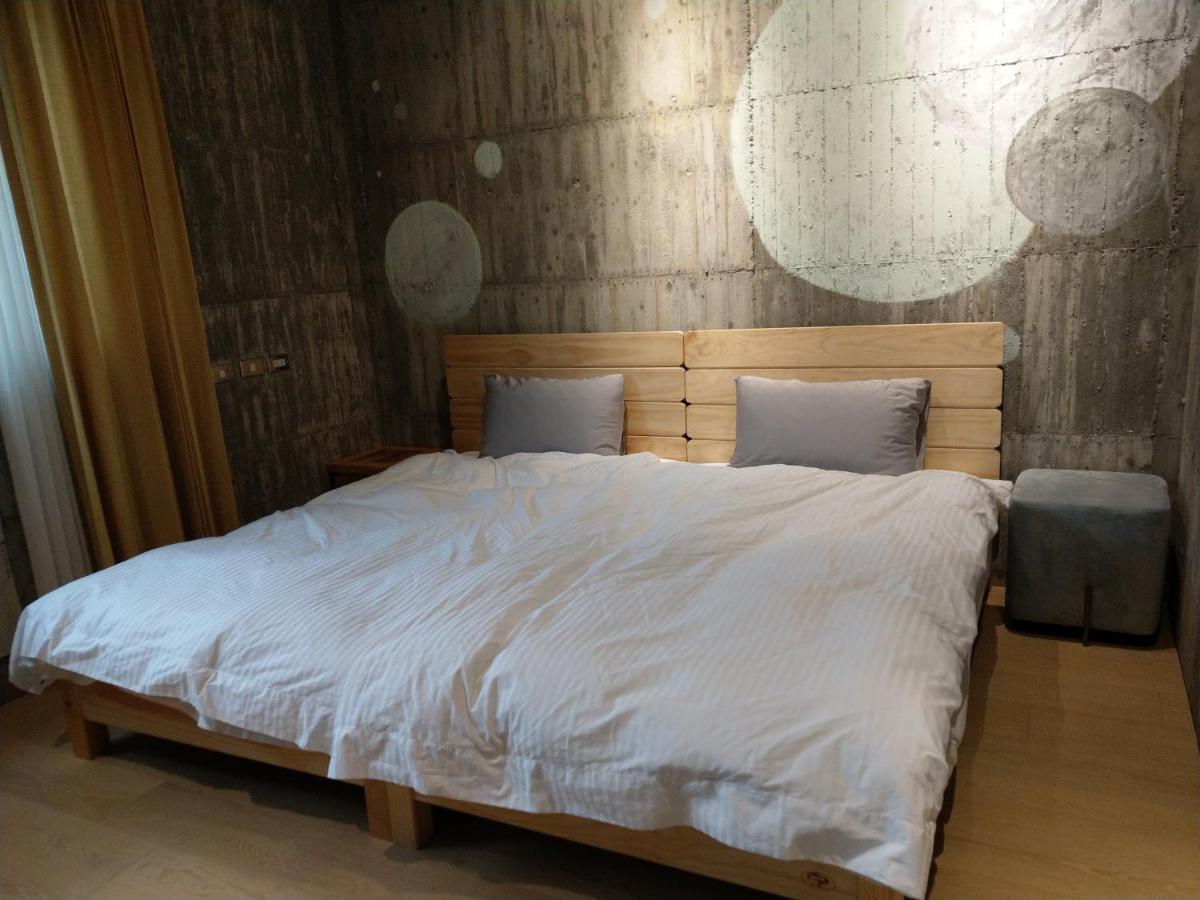 350 Lodge Taitung Bagian luar foto